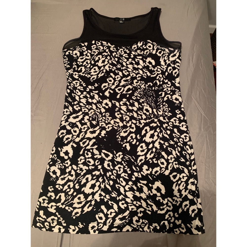 Black and white dress